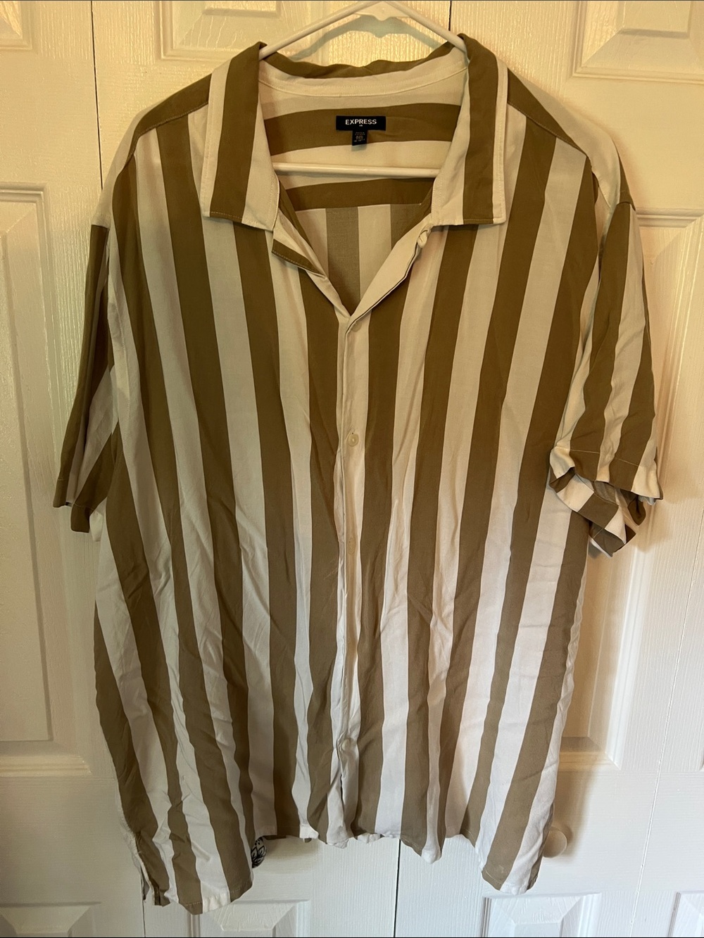 Express Men’s Short Sleeve Button-Up Shirt - Tan & Cream Vertical Stripes